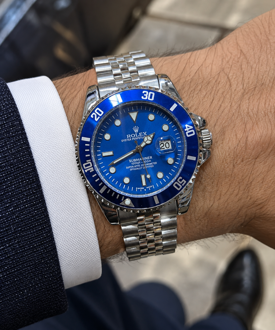 Luxury Blue Diver Style Stainless Steel Watch