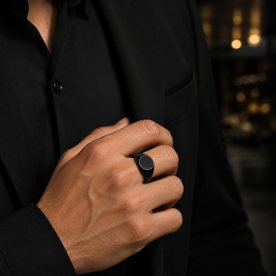 Men’s Black Round Signet Ring