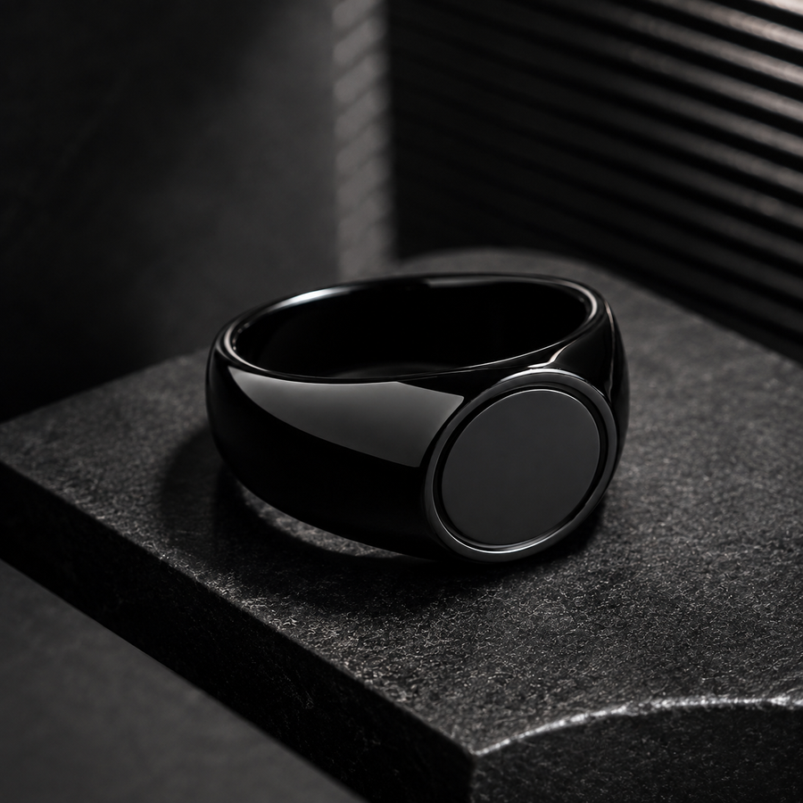 Men’s Black Round Signet Ring