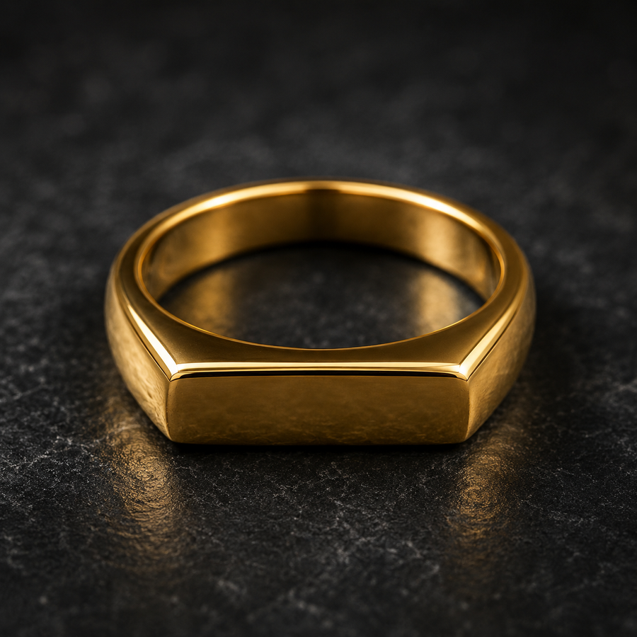 Men’s Gold Classic Signet Ring